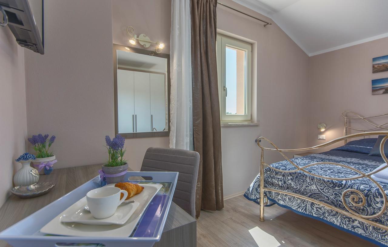 Villa Contessa Πόρετς Εξωτερικό φωτογραφία
