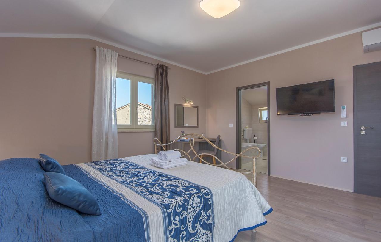 Villa Contessa Πόρετς Εξωτερικό φωτογραφία