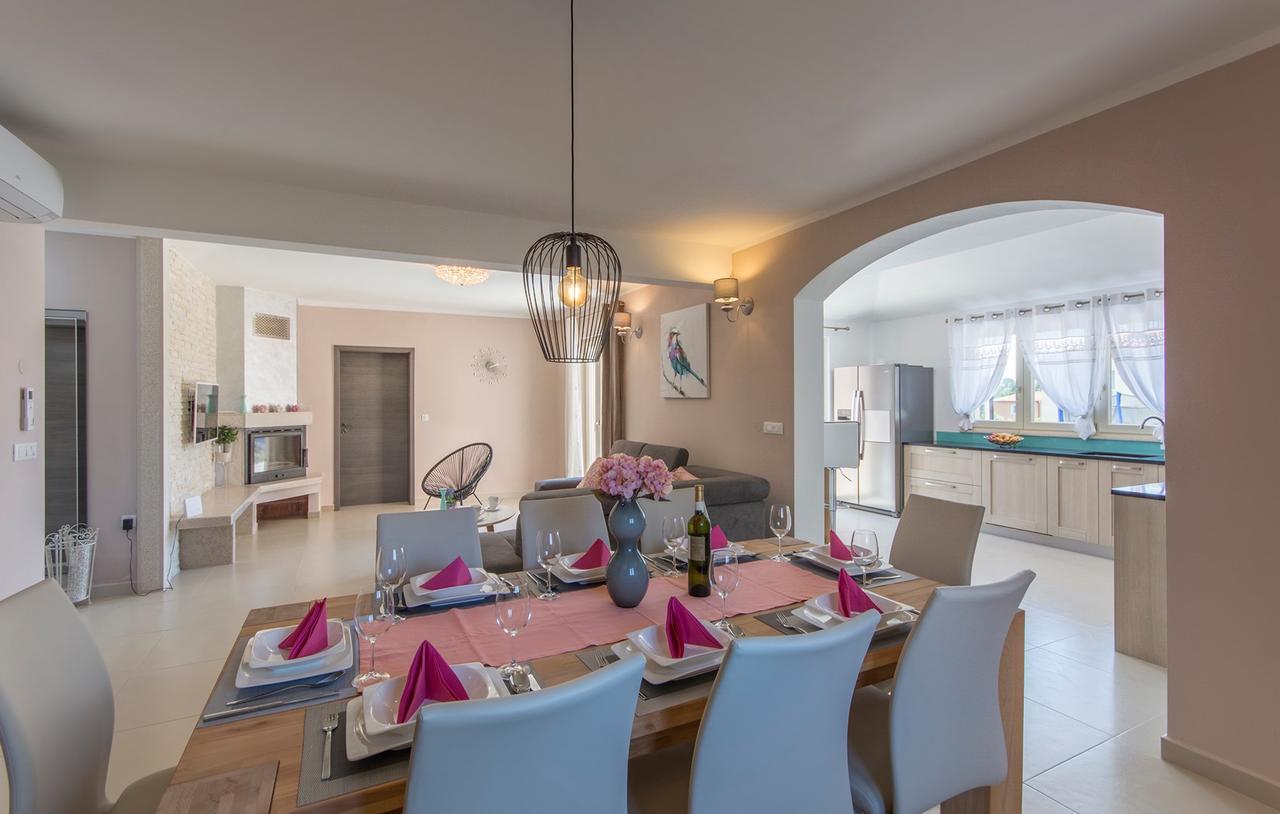 Villa Contessa Πόρετς Εξωτερικό φωτογραφία